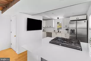 46 2nd St, Bordentown, NJ 08505 - Photo 16