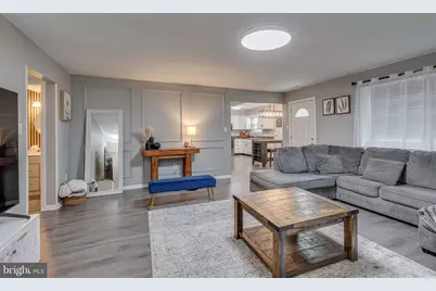 45 Stratford Lane, Mount Laurel, NJ 08054 - Photo 2