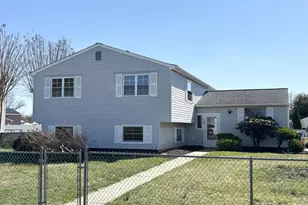 238 College Dr, Pemberton, NJ 08068 - Photo 1