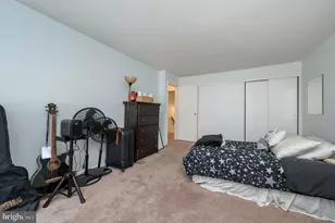 127 Chaucer Rd, Mount Laurel, NJ 08054 - Photo 18