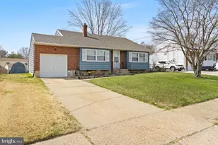 116 Lucas Dr, Bordentown, NJ 08505 - Photo 2