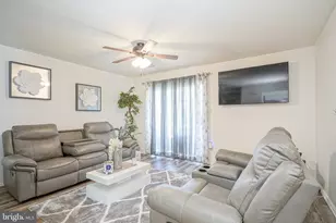 3802 Adelaide Dr, Mount Laurel, NJ 08054 - Photo 4