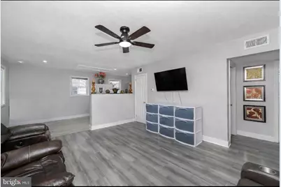 24 Woodbine Avenue, Maple Shade, NJ 08052 - Photo 6