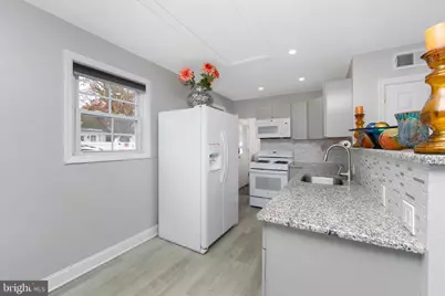 24 Woodbine Avenue, Maple Shade, NJ 08052 - Photo 10