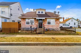 208 Kossuth St, Riverside, NJ 08075 - Photo 1