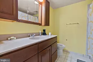 112 Williamsburg Way, Mount Laurel, NJ 08054 - Photo 6