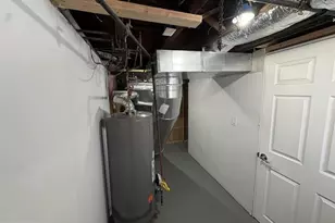 405 Elm Ave, Riverton, NJ 08077 - Photo 12