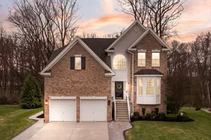 6 Buckingham Ct, Delran, NJ 08075 - Photo 1