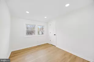 16 Buckingham Rd, Marlton, NJ 08053 - Photo 18