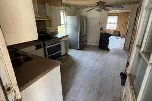 1212 Wood St, Burlington, NJ 08016 - Photo 10