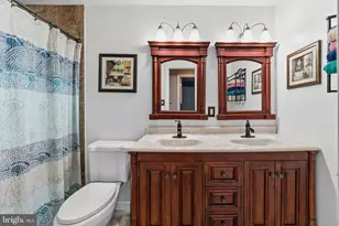 3 E Daisy Ln, Mount Laurel, NJ 08054 - Photo 16