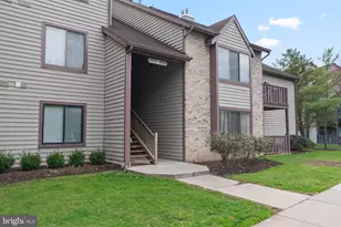 4820 Aberdeen Dr, Mount Laurel, NJ 08054 - Photo 2