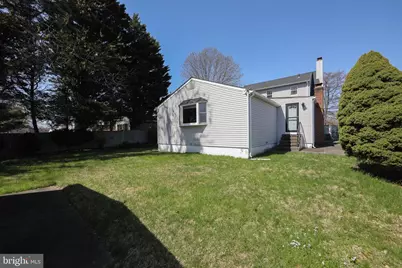 106 W Mill Road, Maple Shade, NJ 08052 - Photo 32