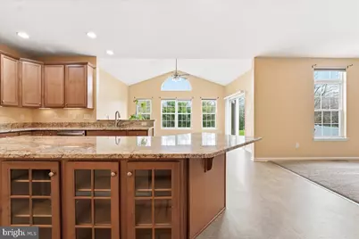 704 Varga Circle, Florence, NJ 08518 - Photo 20