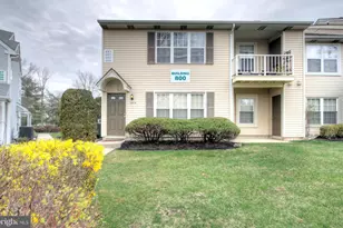 881B Scotswood Ct, Mount Laurel, NJ 08054 - Photo 1