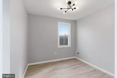 217 W Union Street, Burlington, NJ 08016 - Photo 18