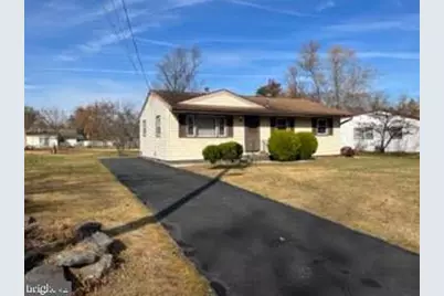 416 Magnolia Road, Mount Laurel, NJ 08054 - Photo 2
