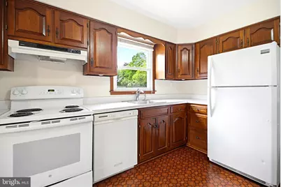 416 Magnolia Road, Mount Laurel, NJ 08054 - Photo 6