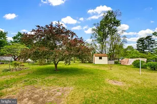 416 Magnolia Rd, Mount Laurel, NJ 08054 - Photo 4