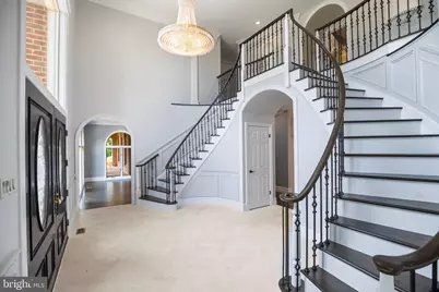 712 Kimberly Drive, Moorestown, NJ 08057 - Photo 2