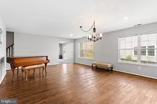 303 Moonseed Pl, Mount Laurel, NJ 08054 - Photo 8