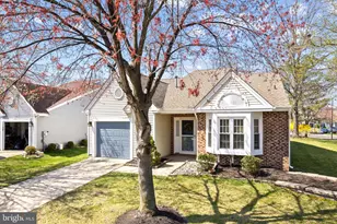 303 Moonseed Pl, Mount Laurel, NJ 08054 - Photo 2