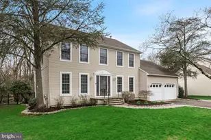 4 Mill Run Ct, Medford, NJ 08055 - Photo 2