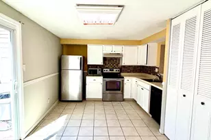 25 Dorchester Cir, Marlton, NJ 08053 - Photo 6