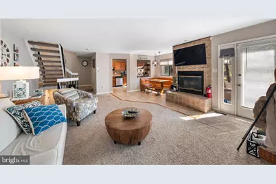 213 Augusta Circle, Mount Laurel, NJ 08054 - Photo 4