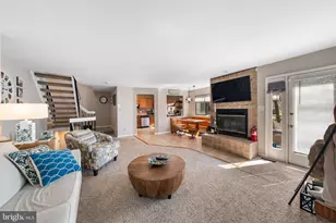 213 Augusta Cir, Mount Laurel, NJ 08054 - Photo 4