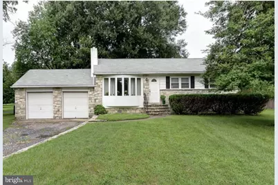 605 Union Mill Road, Mount Laurel, NJ 08054 - Photo 1