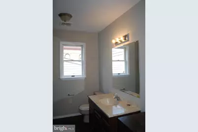 353 Farnsworth Avenue #2ND FLOOR, Bordentown, NJ 08505 - Photo 4