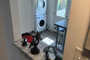 84 E Burlington St, Bordentown, NJ 08505 - Photo 12