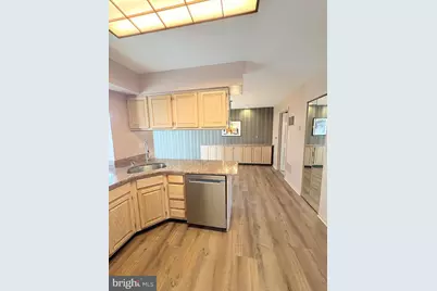 111 Sandhurst Drive, Mount Laurel, NJ 08054 - Photo 8