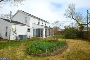 8 Holton Ln, Willingboro, NJ 08046 - Photo 30