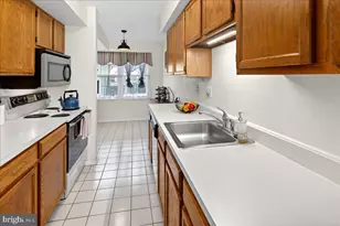 100 Woodlake Dr, Marlton, NJ 08053 - Photo 16