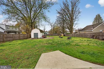 109 E Mill Road, Maple Shade, NJ 08052 - Photo 26