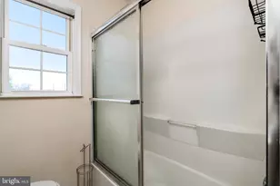 320 W 5th Street W, Florence, NJ 08518 - Photo 14