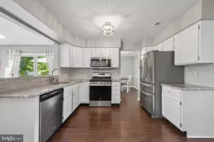 11 Amberfield Dr, Delran, NJ 08075 - Photo 12