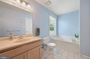 11 Amberfield Dr, Delran, NJ 08075 - Photo 18