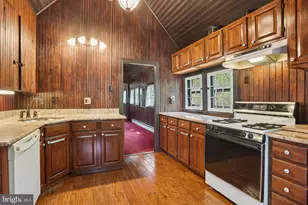 1 W Linden Rd, Burlington Township, NJ 08016 - Photo 14