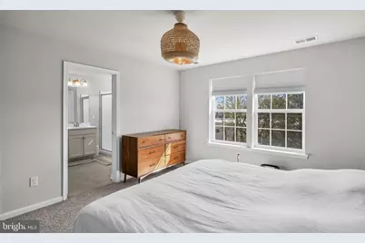 7 Autumn Park Boulevard, Medford, NJ 08055 - Photo 16