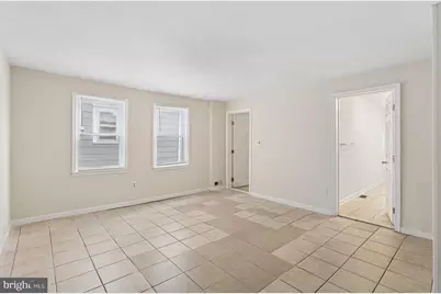 9 E Federal Street, Burlington, NJ 08016 - Photo 4