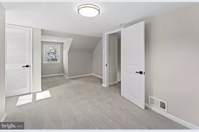 204 E Mill Road, Maple Shade, NJ 08052 - Photo 20