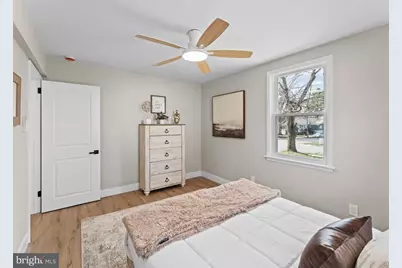 204 E Mill Road, Maple Shade, NJ 08052 - Photo 12