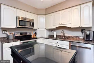 29 Little John Dr, Medford, NJ 08055 - Photo 12