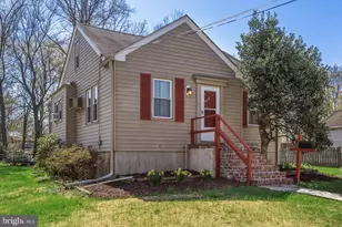 28 W Center Ave, Maple Shade, NJ 08052 - Photo 1