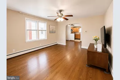 28 W Center Avenue, Maple Shade, NJ 08052 - Photo 4