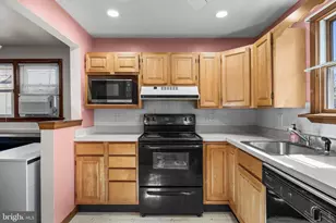 28 W Center Ave, Maple Shade, NJ 08052 - Photo 12