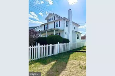 8 Illinois Avenue, Burlington, NJ 08016 - Photo 4